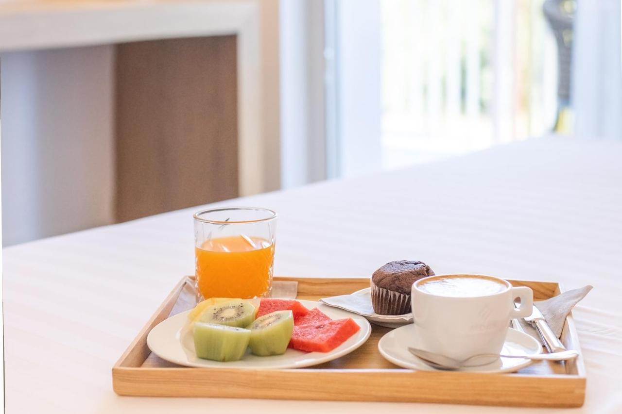 Felix Hotels - Hotel Felix Олбия Екстериор снимка