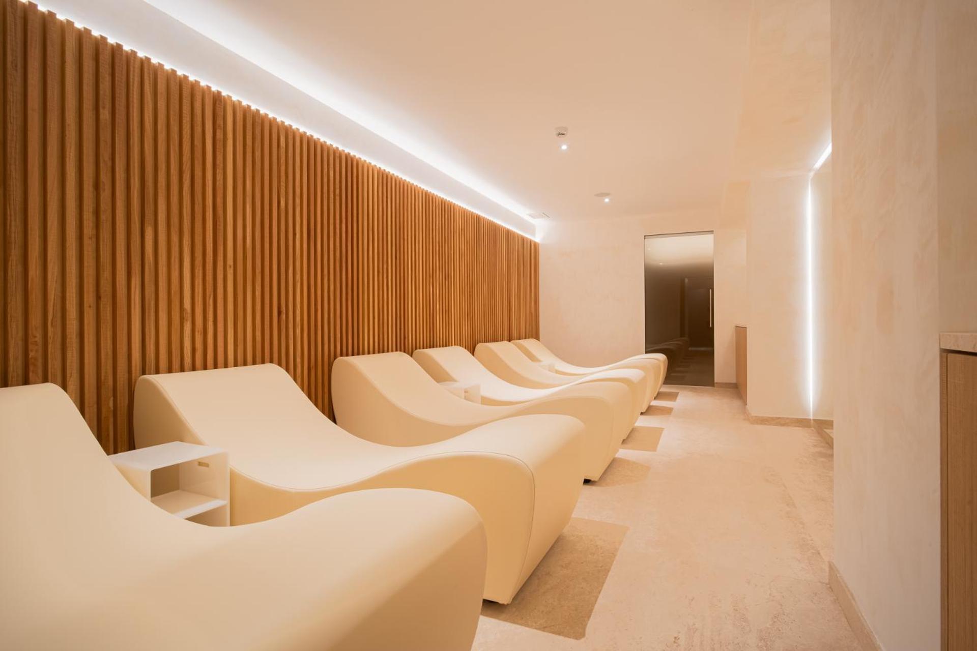 Felix Hotels - Hotel Felix Олбия Екстериор снимка
